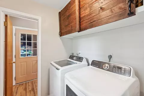 277 Nelson, Cincinnati, OH 45246 photo 26