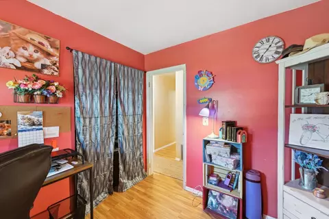 277 Nelson, Cincinnati, OH 45246 photo 23