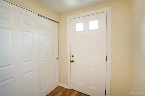 8053 Hetz, Cincinnati, OH 45242 photo 2