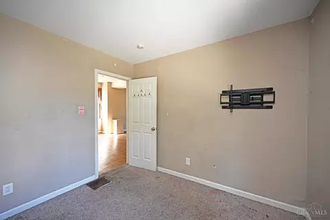 1048 Lockman, Cincinnati, OH 45238 photo 17