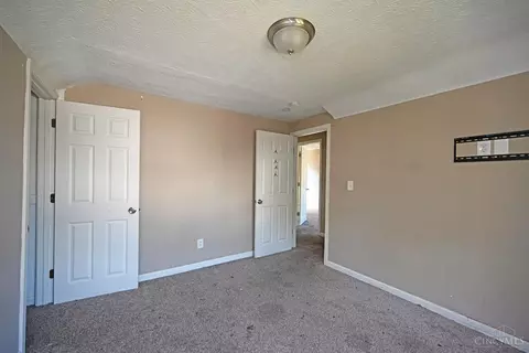 1048 Lockman, Cincinnati, OH 45238 photo 20