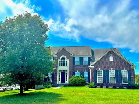 6875 Corkwood, Hamilton, OH 45011