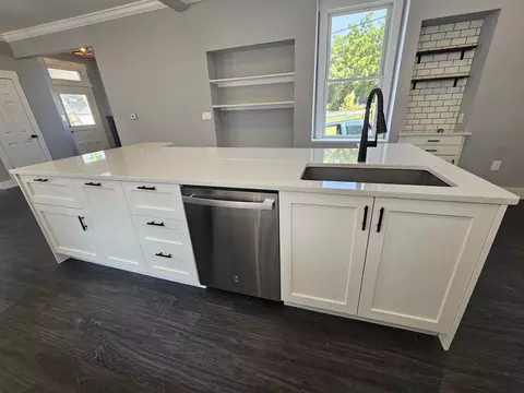 121 Baker, Cincinnati, OH 45217 photo 6