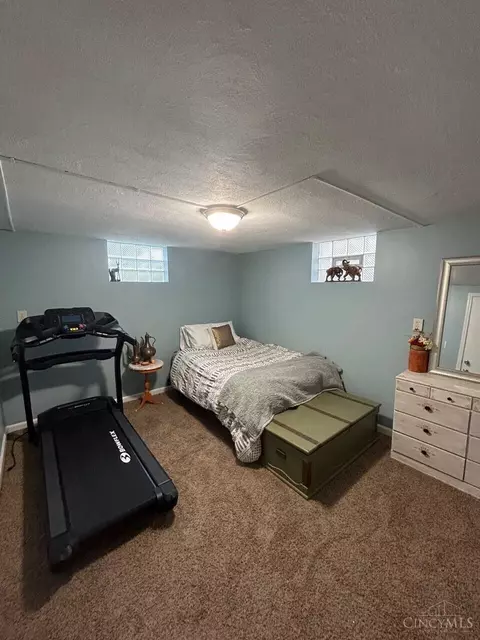 3264 Hildreth Ave, Cincinnati, OH 45211 photo 32