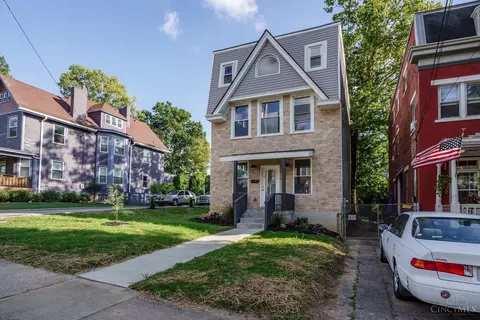 3019 Murdock Ave, Cincinnati, OH 45205 photo 3