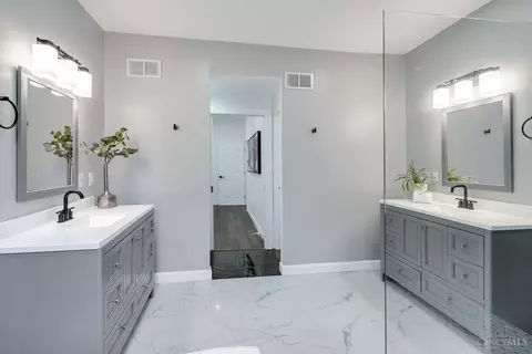 3019 Murdock Ave, Cincinnati, OH 45205 photo 29