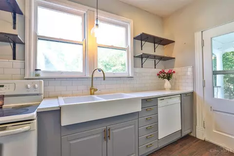 4122 Watterson St, Cincinnati, OH 45227 photo 22