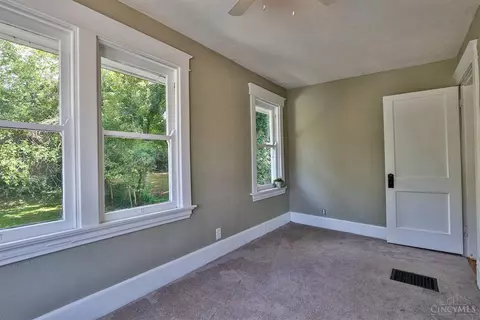 4122 Watterson St, Cincinnati, OH 45227 photo 24