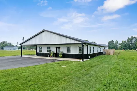 104 Hopi Dr, Sardinia, OH 45171