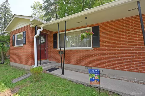 9488 Conklin Ave, Blue Ash, OH 45242