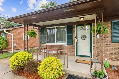 2308 Grant, Cincinnati, OH 45231 photo 4