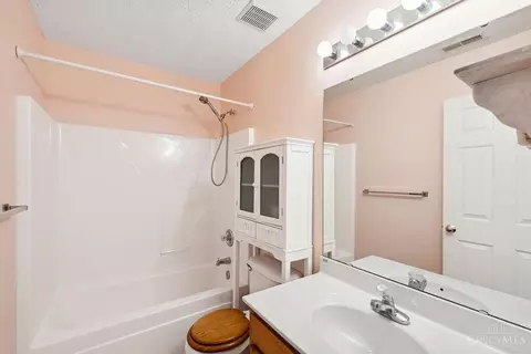 8438 Gettysburg, Hamilton Township, OH 45039 photo 15