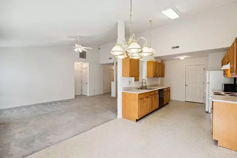 8438 Gettysburg, Hamilton Township, OH 45039 photo 10
