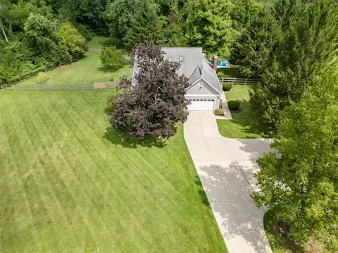 860 Bradbury, Cincinnati, OH 45245 photo 41