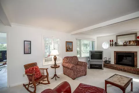 860 Bradbury, Cincinnati, OH 45245 photo 21