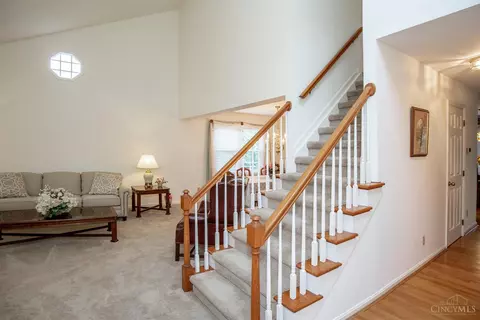 860 Bradbury, Cincinnati, OH 45245 photo 6