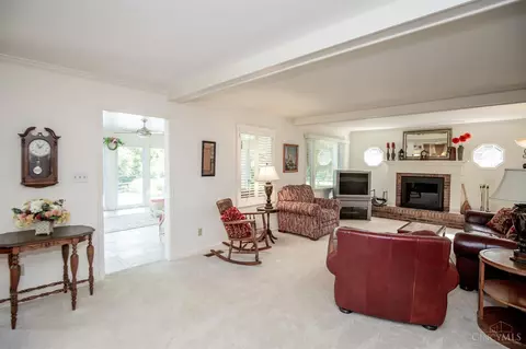 860 Bradbury, Cincinnati, OH 45245 photo 19