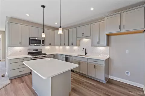 3092 Barnbougle Dr, Cincinnati, OH 45233 photo 7