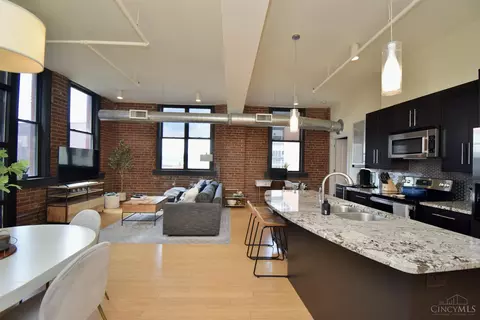 304 Mcfarland St #5, Cincinnati, OH 45202