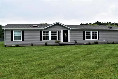 8651 Old Hickory Rd, Brookville, IN 47012