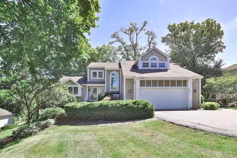 3309 Carpenters Creek Dr, Evendale, OH 45241