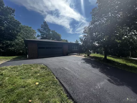 8621 Susanview, Cincinnati, OH 45244