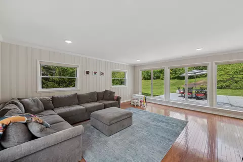 554 Reily, Cincinnati, OH 45215 photo 4