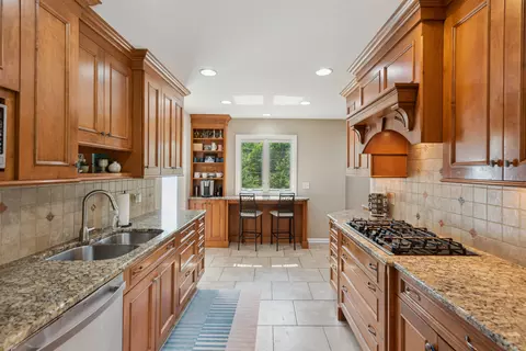 554 Reily, Cincinnati, OH 45215 photo 6