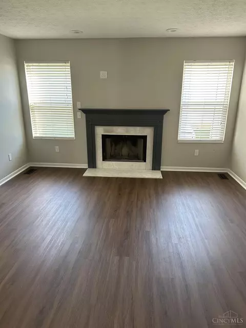 834 Wingate Dr, Cincinnati, OH 45245 photo 7