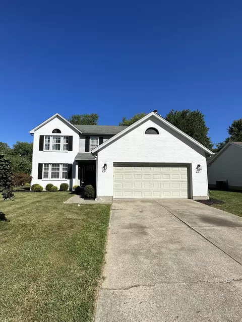 834 Wingate Dr, Cincinnati, OH 45245 photo 3