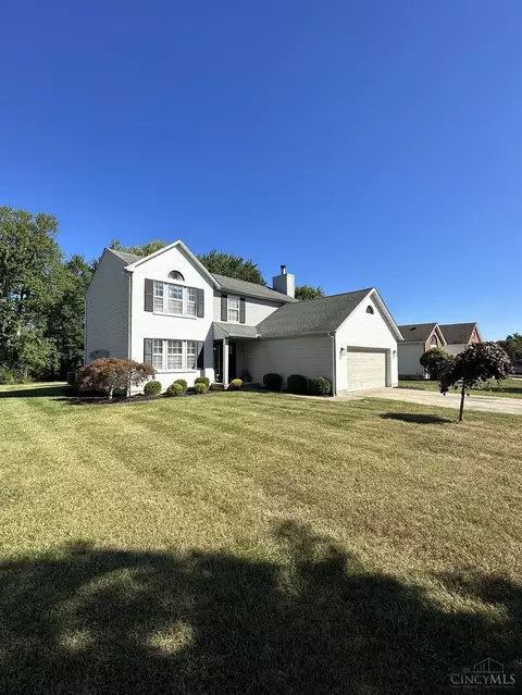 834 Wingate Dr, Cincinnati, OH 45245 photo 2