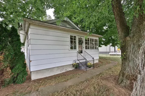 11043 Gaines St, North Bend, OH 45052 photo 3