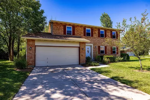 7853 Drawbridge Ct, West Chester, OH 45069