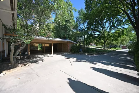 6088 Stirrup, Cincinnati, OH 45244 photo 3