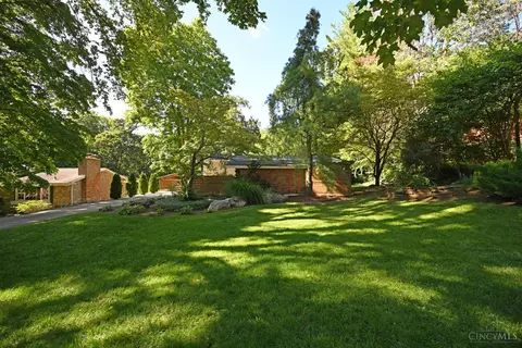 6088 Stirrup, Cincinnati, OH 45244 photo 2