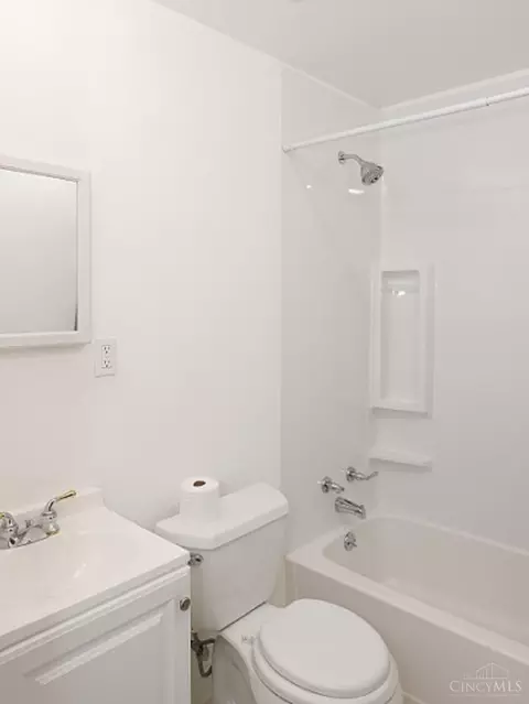 1754 Ashbrook, Cincinnati, OH 45238 photo 10