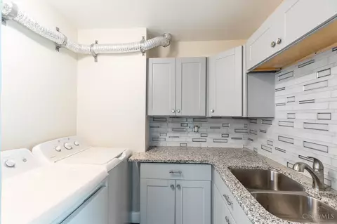 234 Helen St, Cincinnati, OH 45219 photo 14