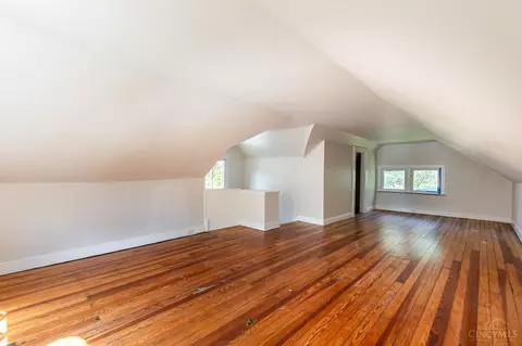 234 Helen St, Cincinnati, OH 45219 photo 25