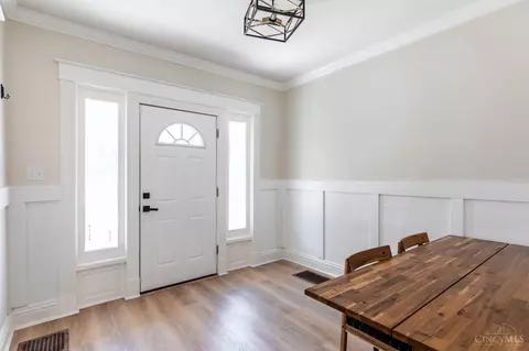 234 Helen St, Cincinnati, OH 45219 photo 3