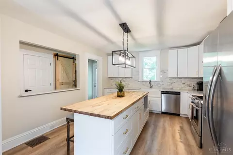 234 Helen St, Cincinnati, OH 45219 photo 7