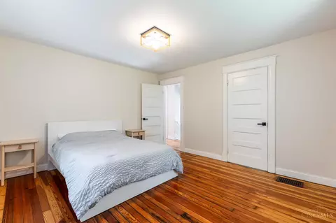 234 Helen St, Cincinnati, OH 45219 photo 17