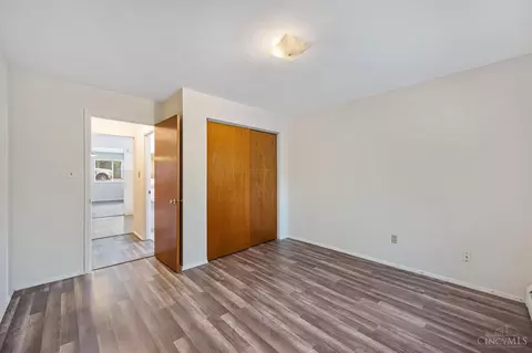 2958 Ferguson, Cincinnati, OH 45238 photo 5