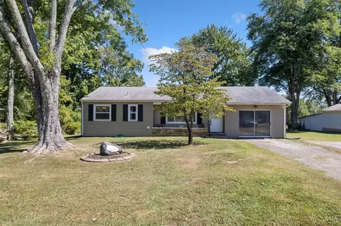 4196 Summit Rd, Batavia, OH 45103