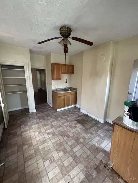 2131 Freeman #B, Cincinnati, OH 45214 photo 9