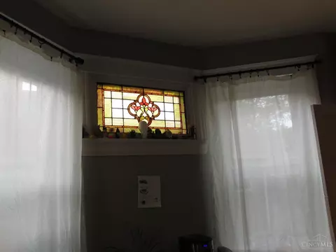 2355 Flora St, Cincinnati, OH 45219 photo 6