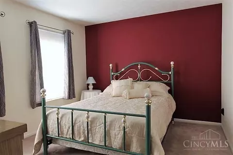 4104 Independence Dr, Cincinnati, OH 45255 photo 13