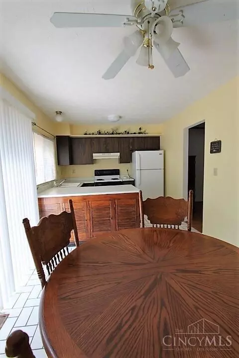 4104 Independence Dr, Cincinnati, OH 45255 photo 4