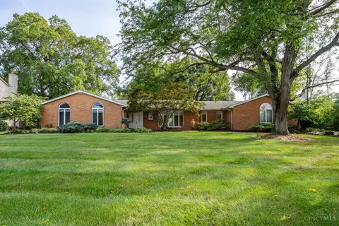 5347 Palisades Dr, Cincinnati, OH 45238
