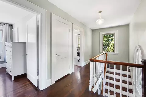 1942 Crane Ave, Cincinnati, OH 45207 photo 15