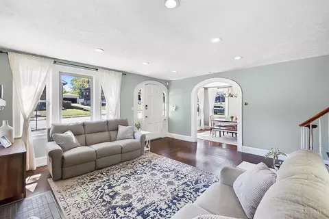 1942 Crane Ave, Cincinnati, OH 45207 photo 6